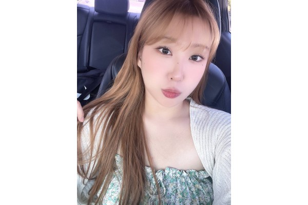 없던 턱선 생기니까 얼굴이 작아보여요♥️